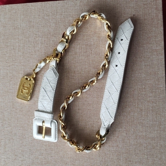 Chanel authentic leather belt. Size small Price FIRM. - Picture 6 of 14